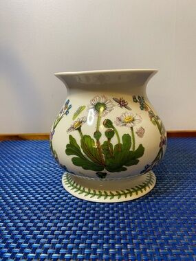 Vintage  Portmeirion Botanic Garden oil warmer, preowned